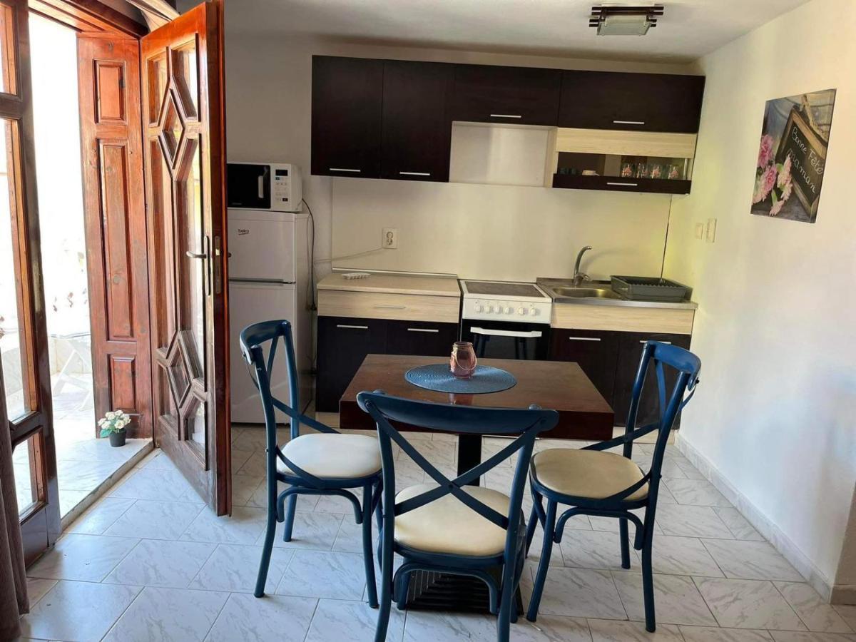 Вила Николета Hotell Sveti Vlas Exteriör bild