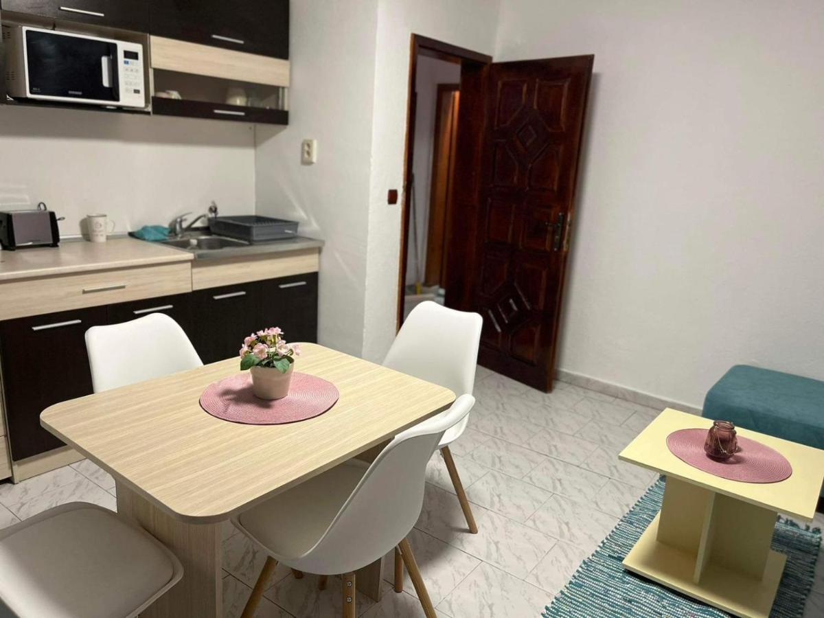 Вила Николета Hotell Sveti Vlas Exteriör bild